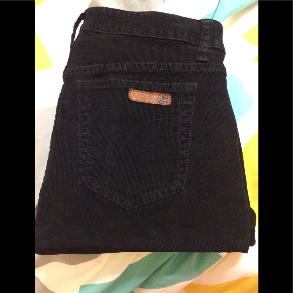 Joe's Jeans
Visionnaire Skinny Corduroy